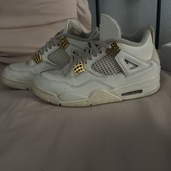 WMNS Air Jordan 4 Retro