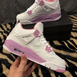 Jordan 4 Pink Oreo Size 8W Women’s Shoes