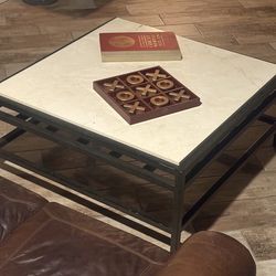 Table Stone & Iron - Z-Gallerie Original