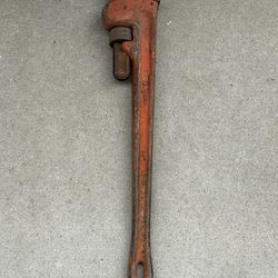 24” straight pipe wrench
