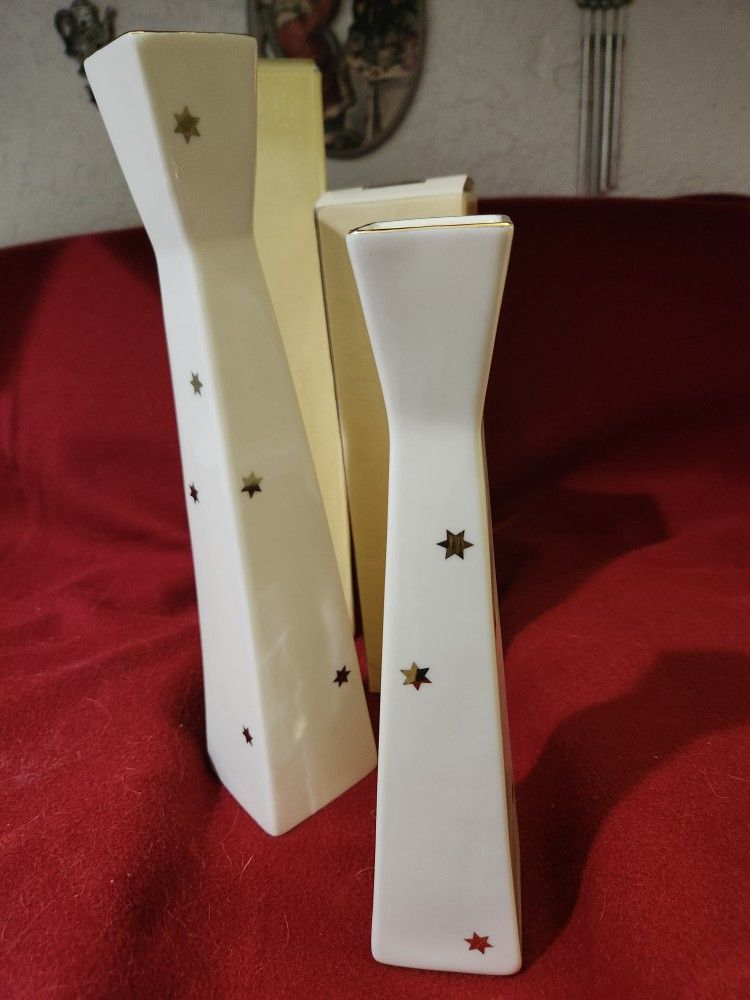 2 Christmas Mikasa Shooting Star Vases