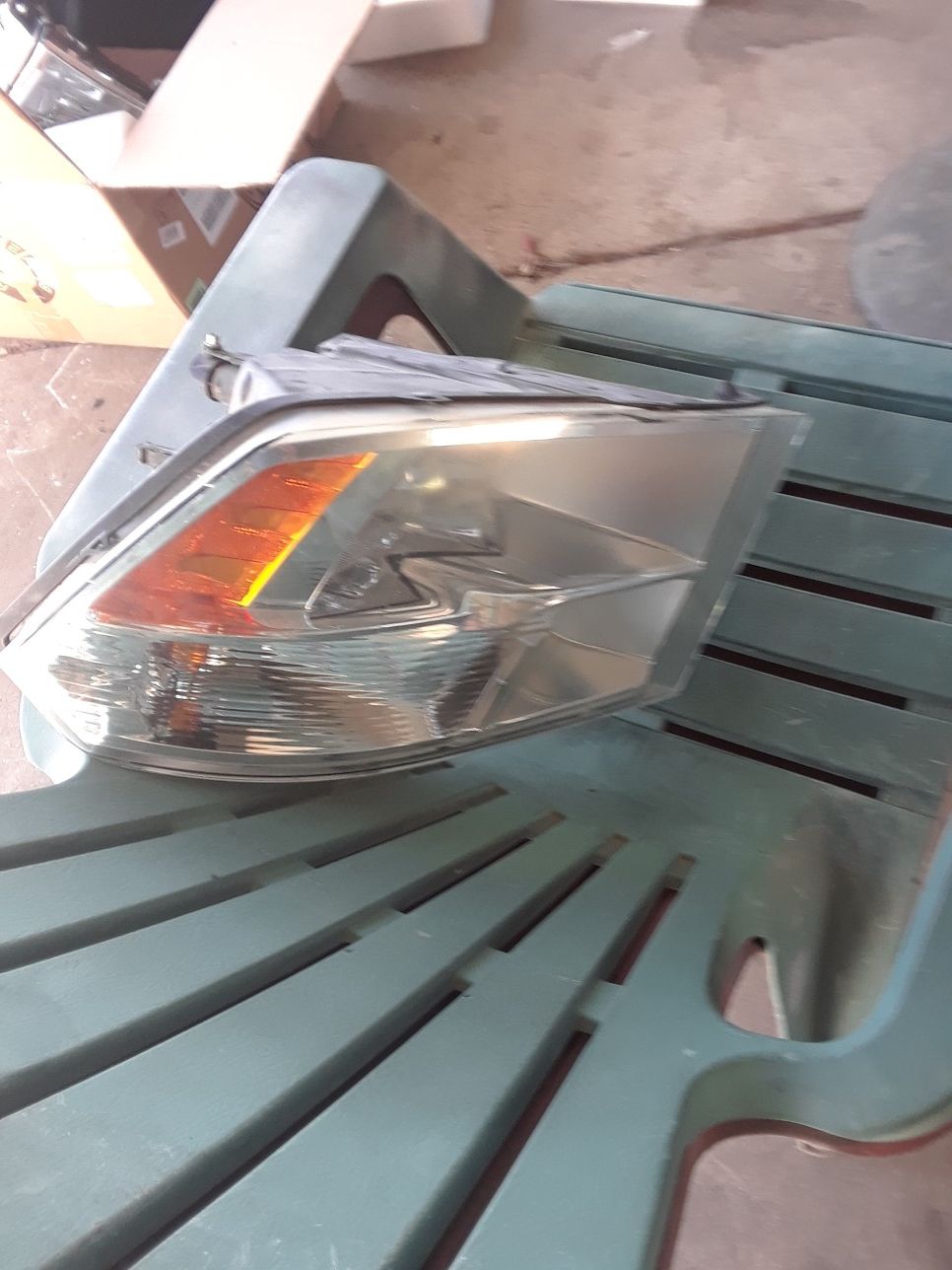 2010 dodge ram headlights