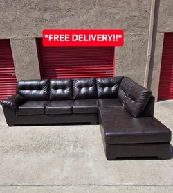 L Shaped Sectional Sofa (READ DESCRIPTION)