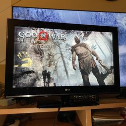 Lg Tv 32” In Great Condition 