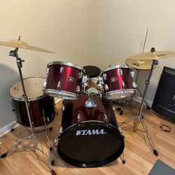 5-piece Tama Imperialstar Drum set 