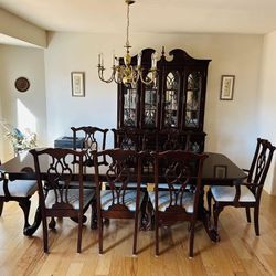 China Cabinet 