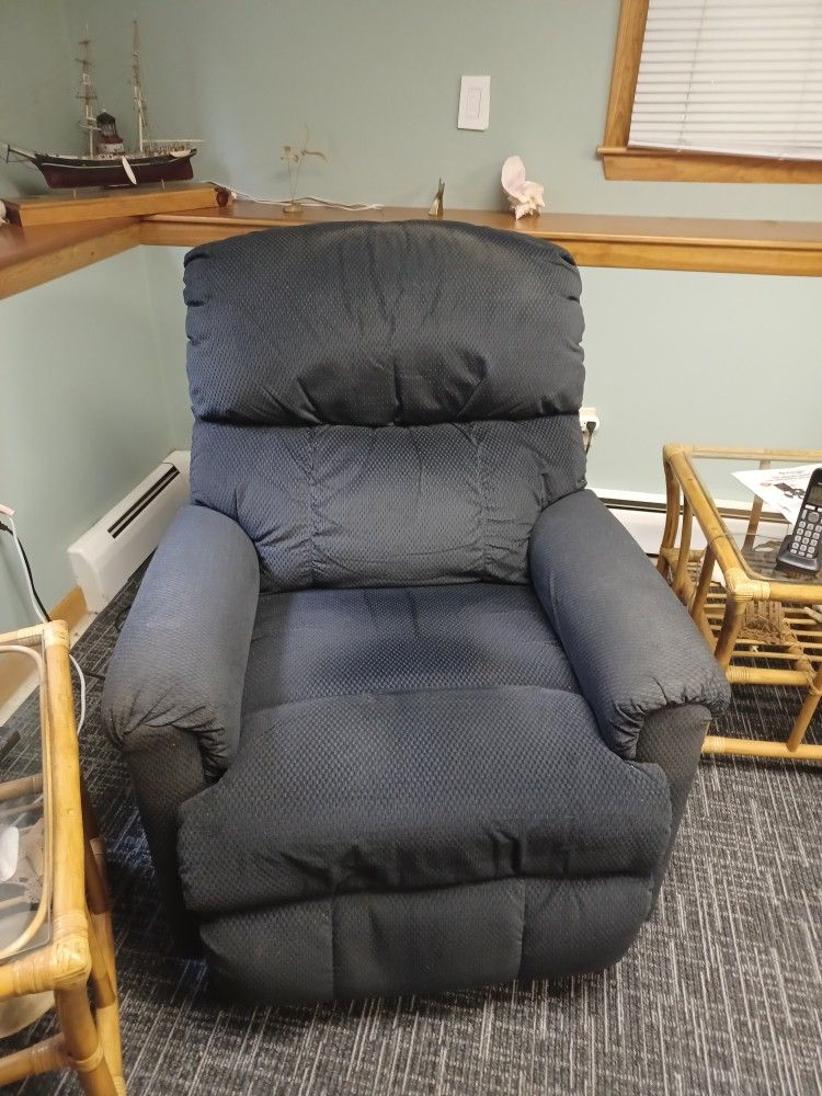 Free Recliner