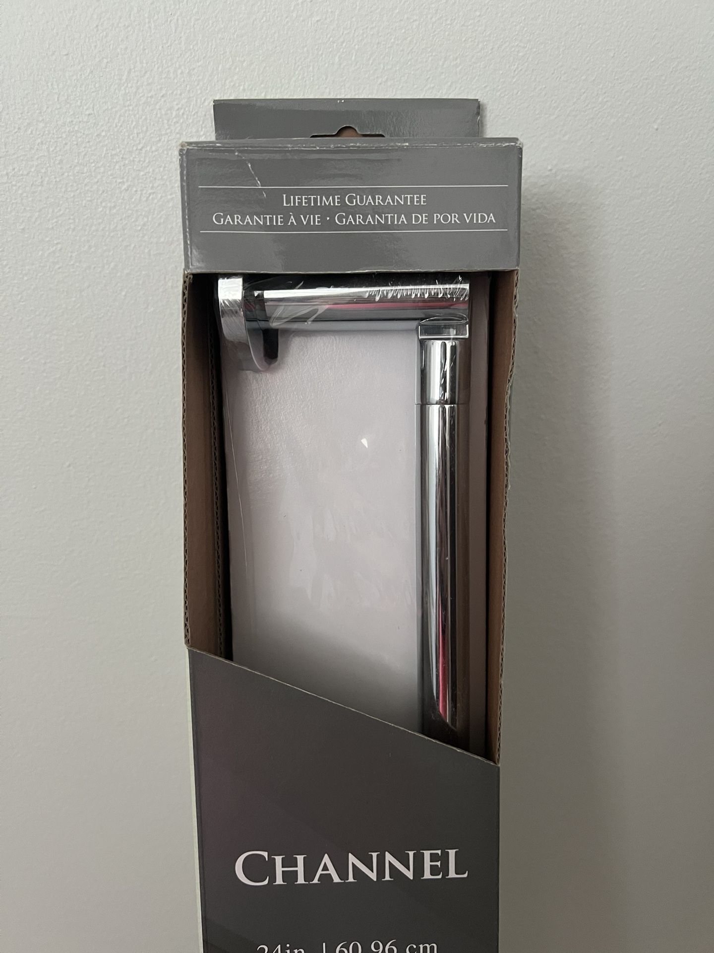 Gatco 24” Bathroom Towel Bar (Chrome) - NEW in box 