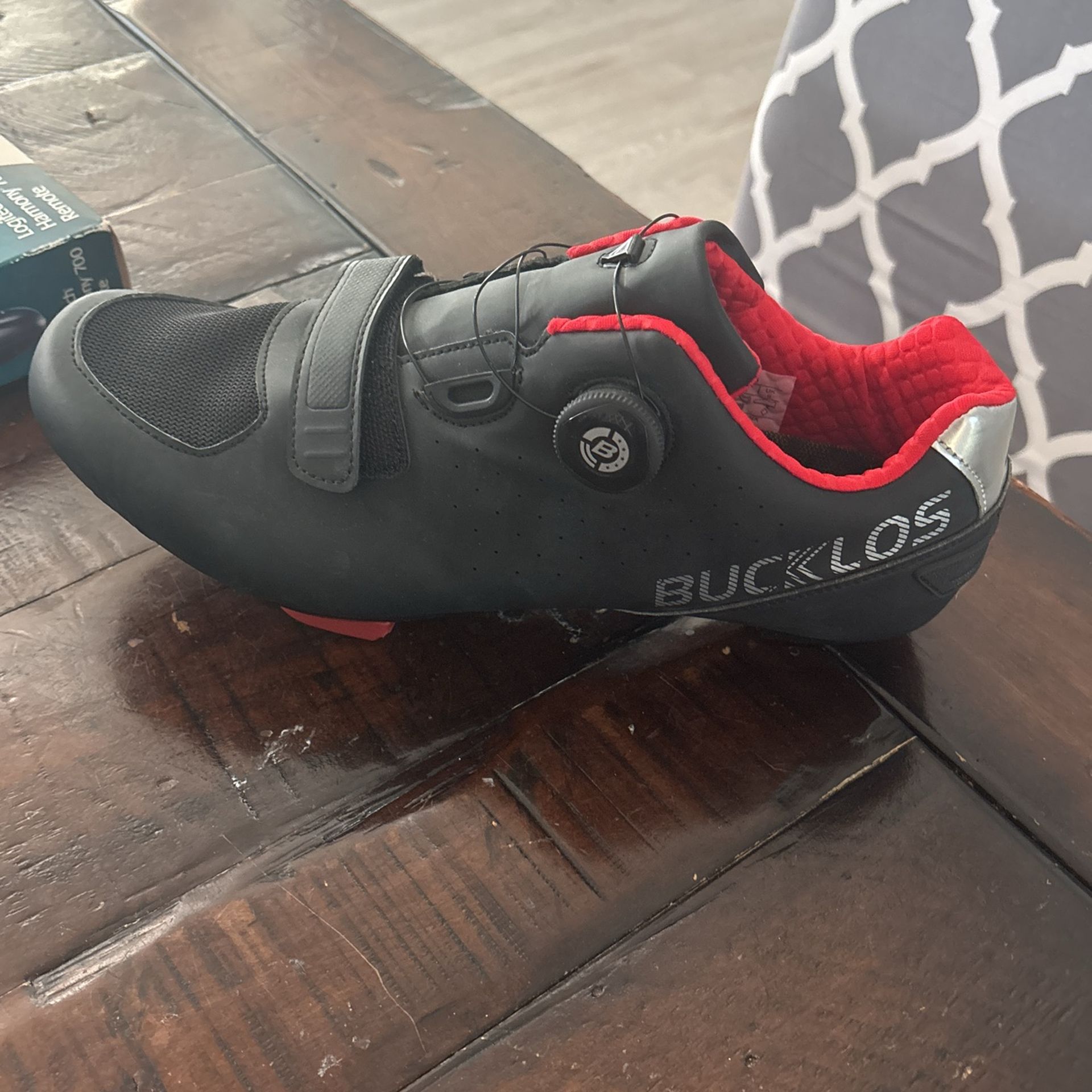 Size 10 Men’s Cycling Shoes Compatible With Peloton
