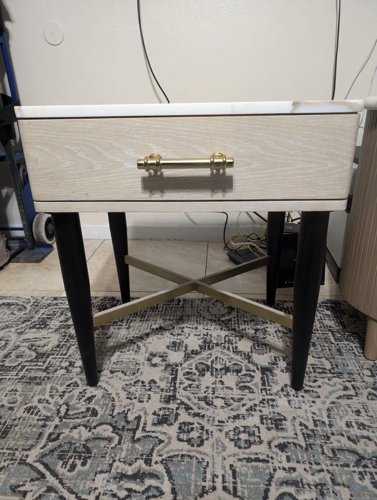 SLH Luxury Furniture