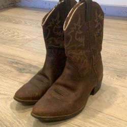 Ariat women’s 4L Boots