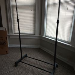 Hanging Clothes Rack