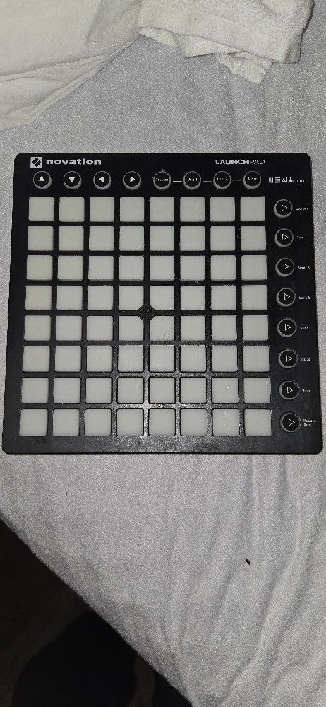 Novation Launchpad Ableton Live Controller MK2 mkii

