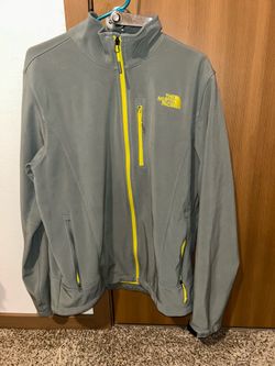 The north face means sports jacket size L