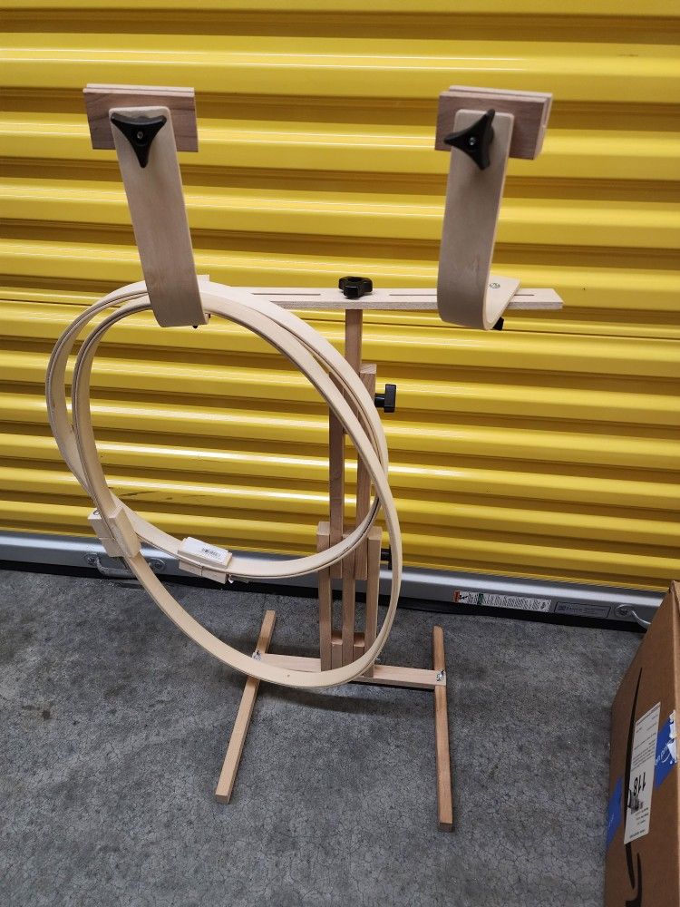 Quilter's Hoop And Adjustable Stand (2 Hoops)