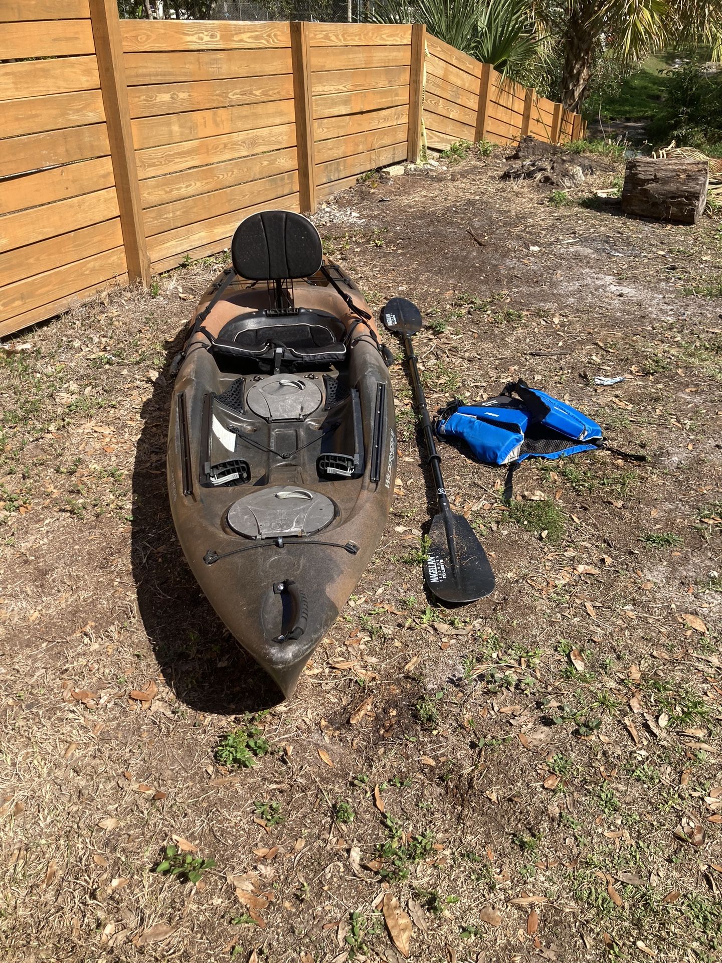 Wilderness System Tarpon 100 Fishing Kayak With Accessories