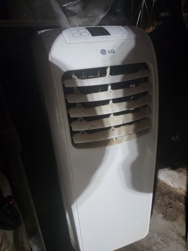 Portable AC unit
