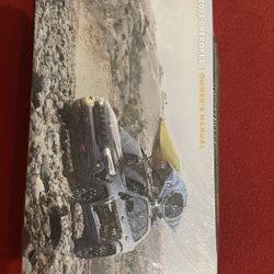 2023 Jeep Cherokee Owners Manual set