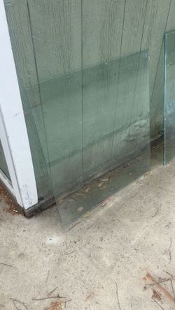 Tempered glass pieces