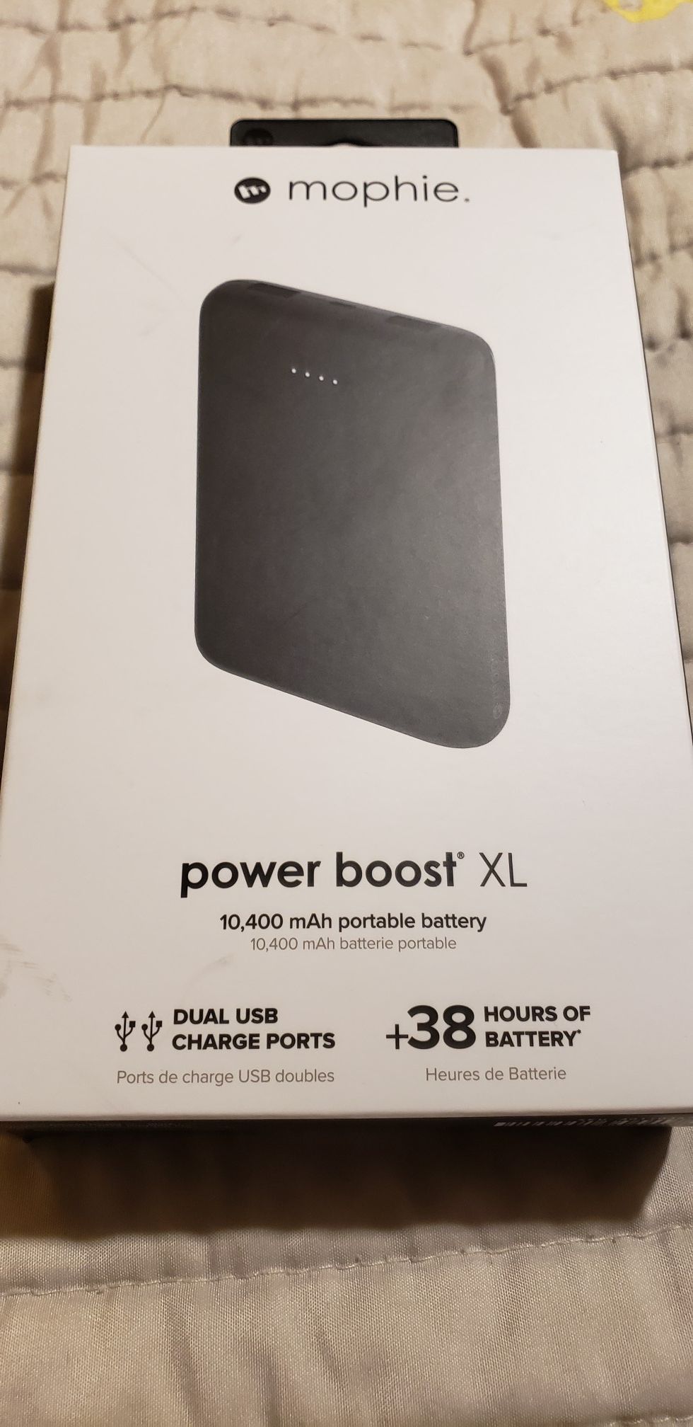 Mophie power boost XL portable battery