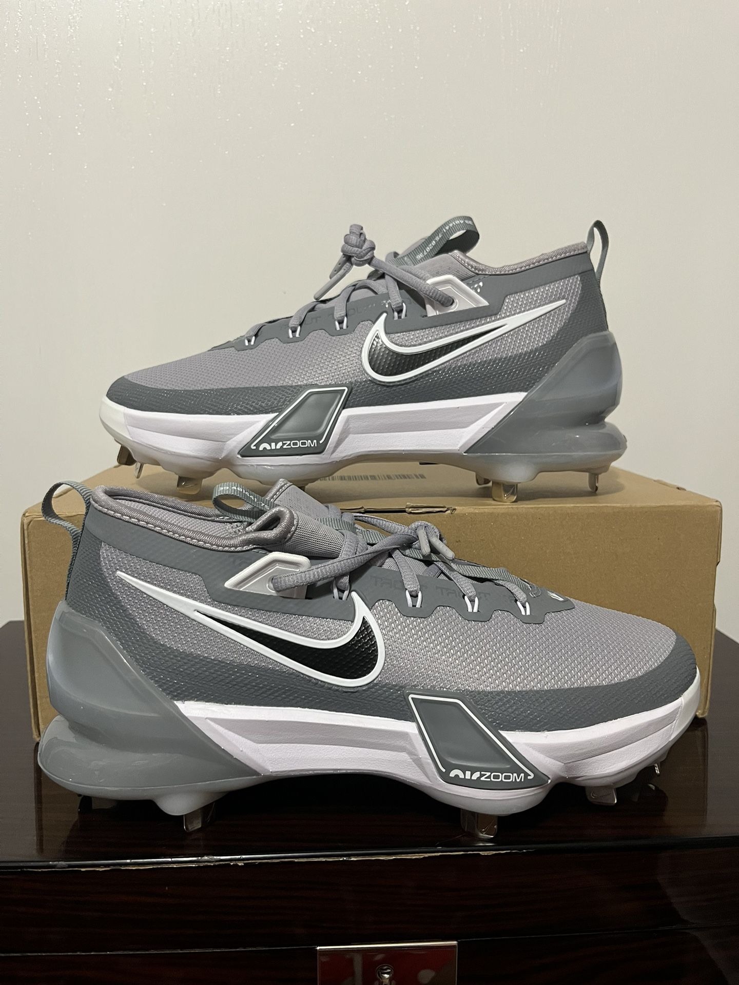 Nike Force Zoom Trout 9 Elite Mens Size 8.5 Gray Baseball Cleats FB2906-002