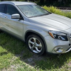 2018 Mercedes GLA250