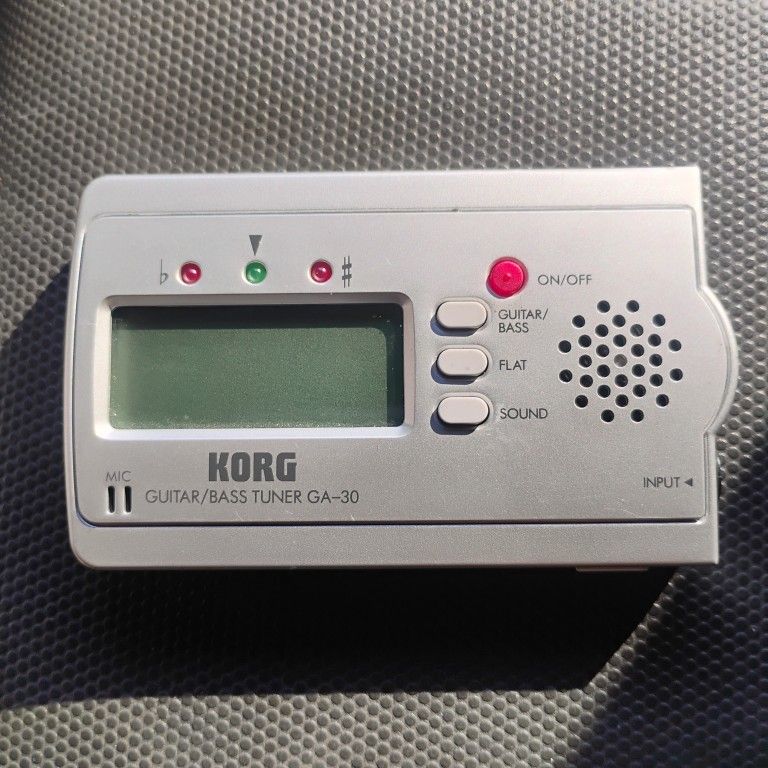 Korg Ga-30 Guitar/Bass Tuner