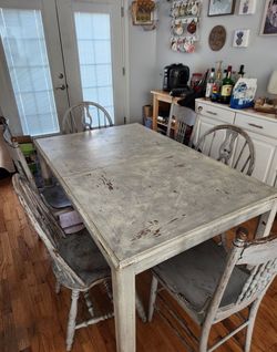 Table and 6 chairs