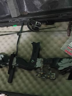 Trading compound hunting bow