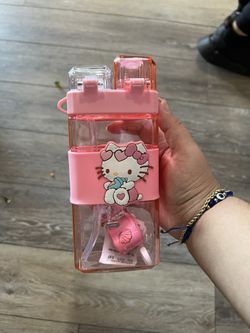 Hello Kitty Cups/Mickey