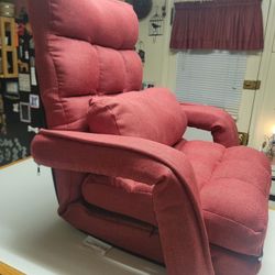 NWOT Adjustable 5 Position Folding Floor Chair