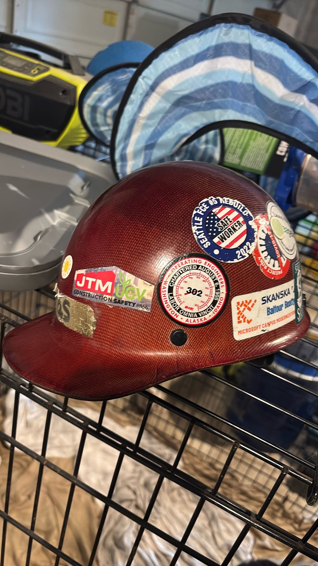 Medium hard Hat