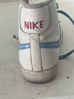 Vintage Nike Swoosh