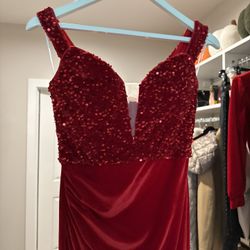 Women’s Long Velvet Sequin Red Dress With Slit Size Small