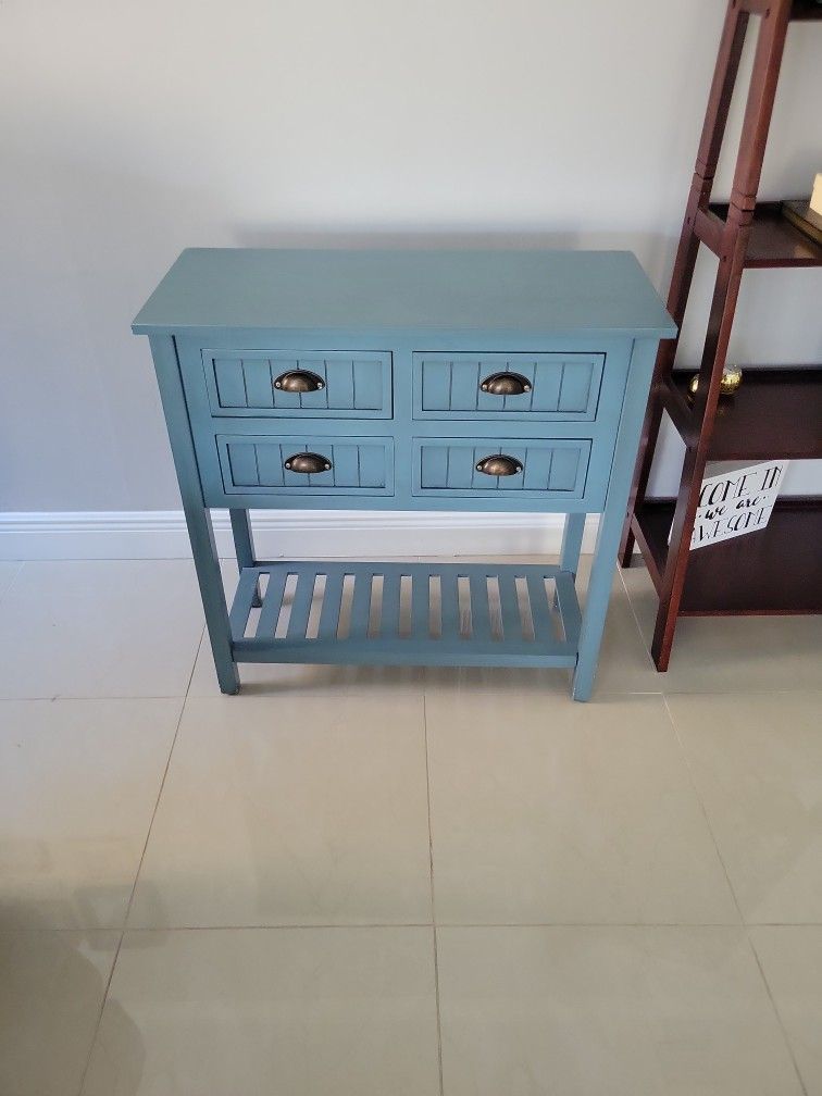 Accent Table