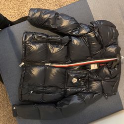 moncler montbeliard Navy Blue  Size US  3