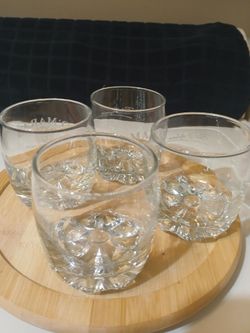 Vintage O'Mara's etched Irish cream lowball  glasses set of four. no chips or cracks.