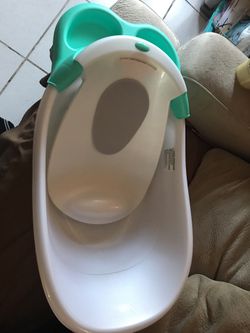 Baby bath tub