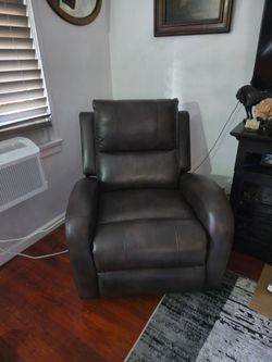 Leather recliner