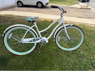 26’ huffy beach cruiser bike in great shape