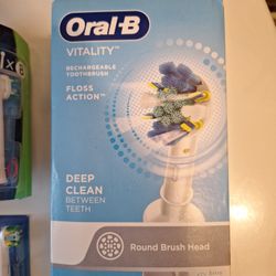 Oral B Toothbrush