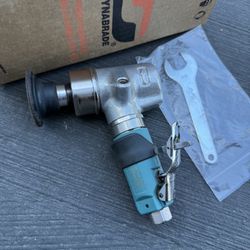 DYNABRADE 3 INCH DISC AIR SANDER (ALMOST $600 RETAIL PRICE!)