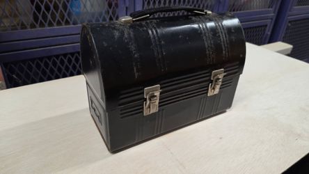 Vintage Alladin Dome top Lunchbox