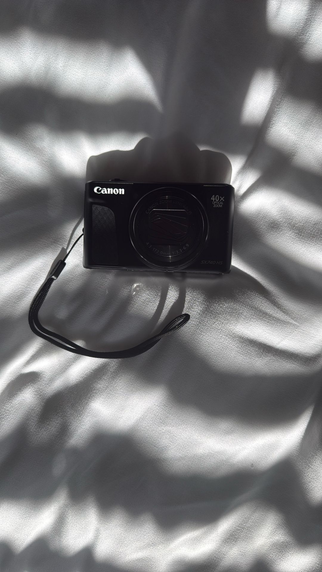 Canon PowerShot SX740 HS