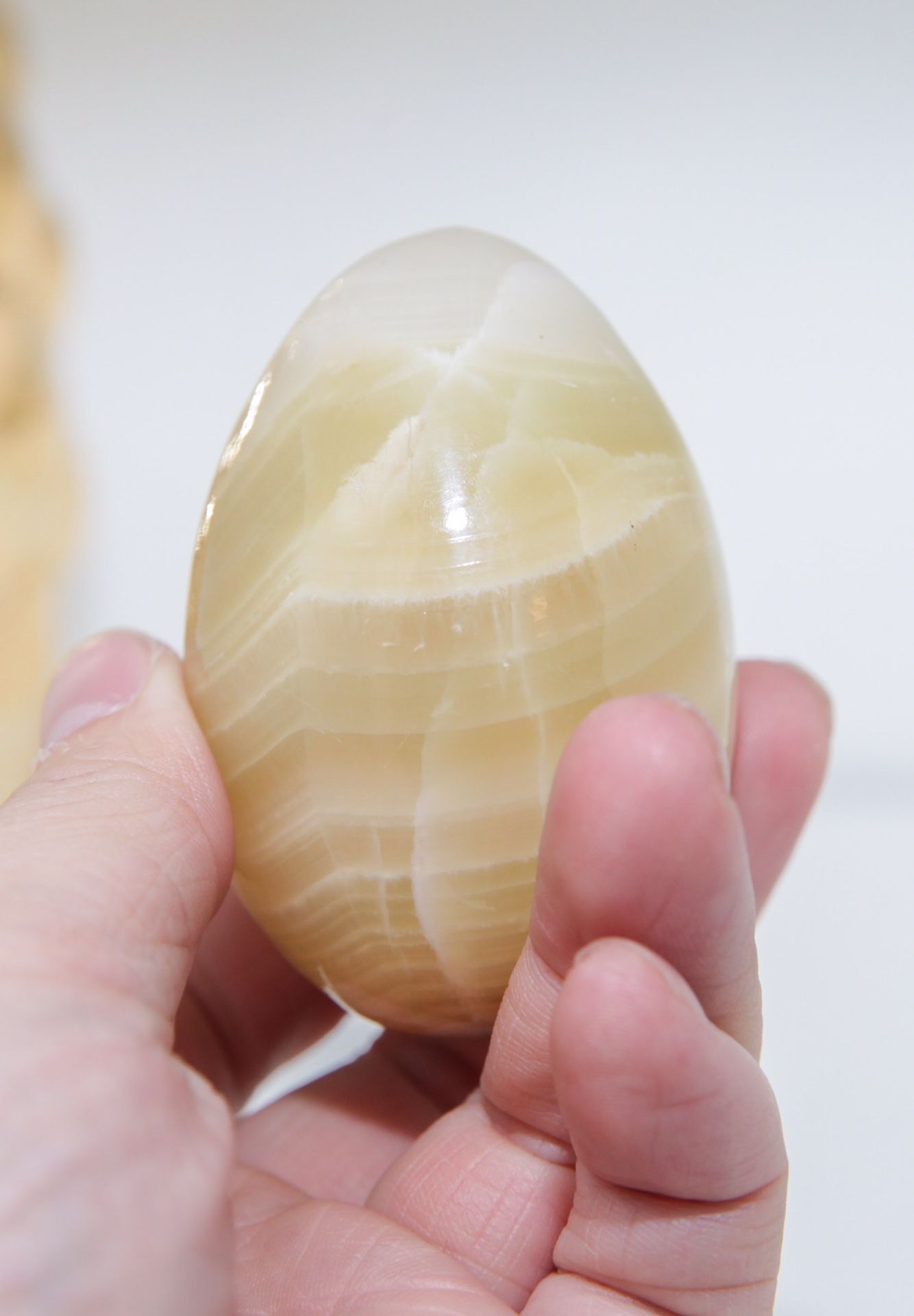 Quartz Crystal Citrine agate egg transforms,dissipates and grounds negative energy