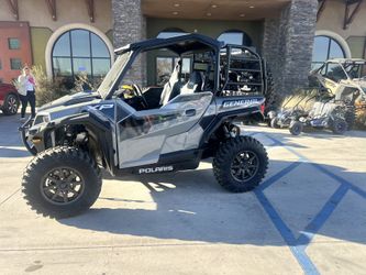 Polaris 2023 GENERAL XP 1000EPS BELUXE