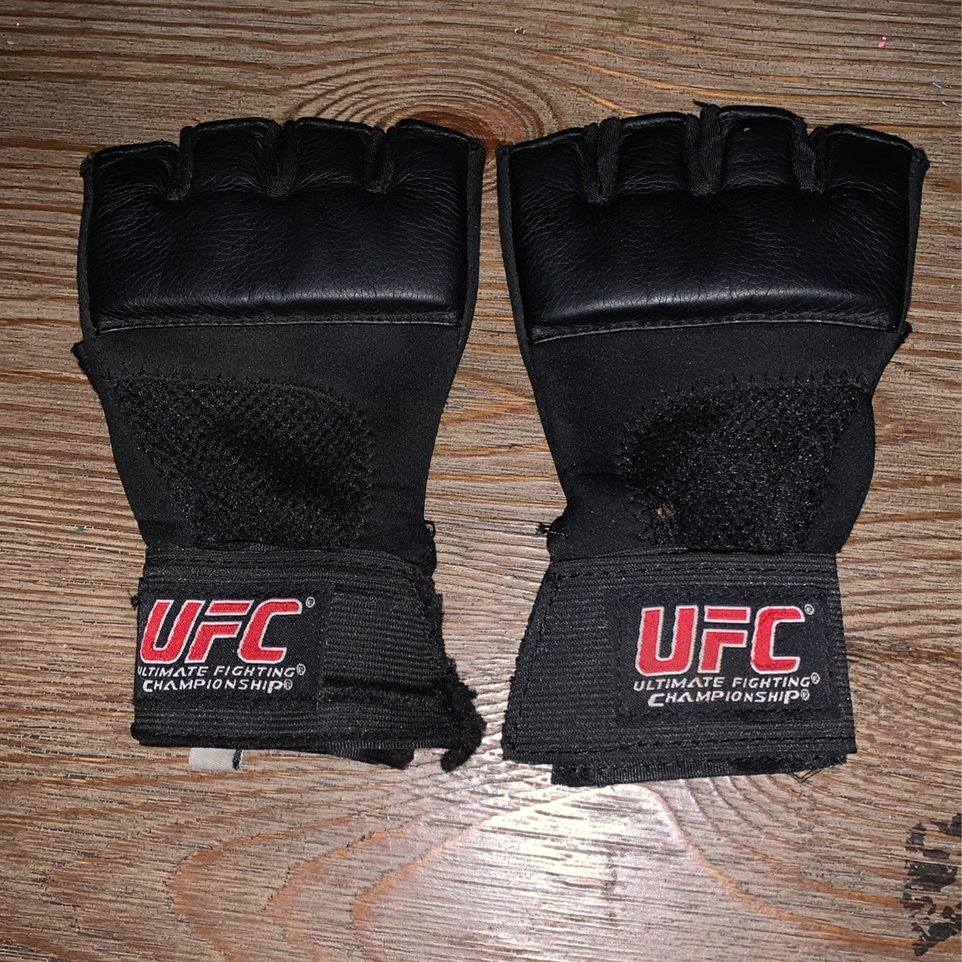 UFC Gloves S/M