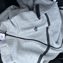 Size XL Nike Tech For Sale Brand New 