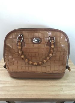 Dooney & Bourke Handbag 👜