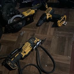 Dewalt Set.    X3 Tools.   X1 Battery.  X1 Charger.  